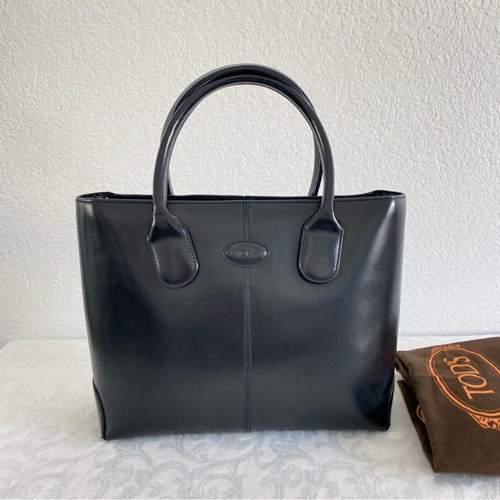 Tod's black leather D Bag